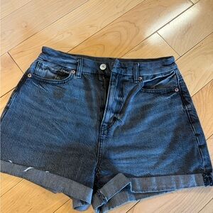 American Eagle Outfitters Black Curvy Mom Short